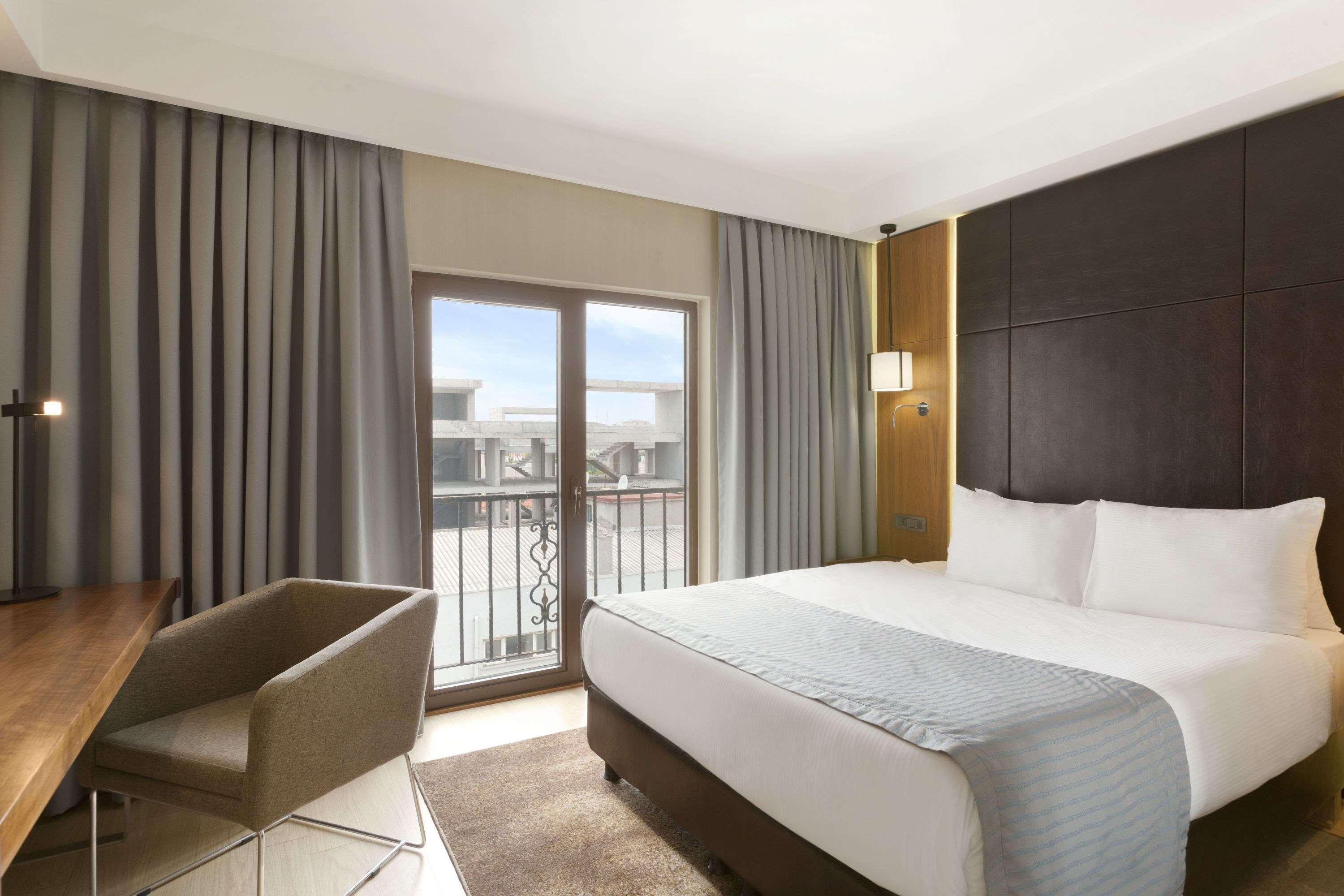 Hotel Ramada By Wyndham Istanbul Florya Exteriér fotografie