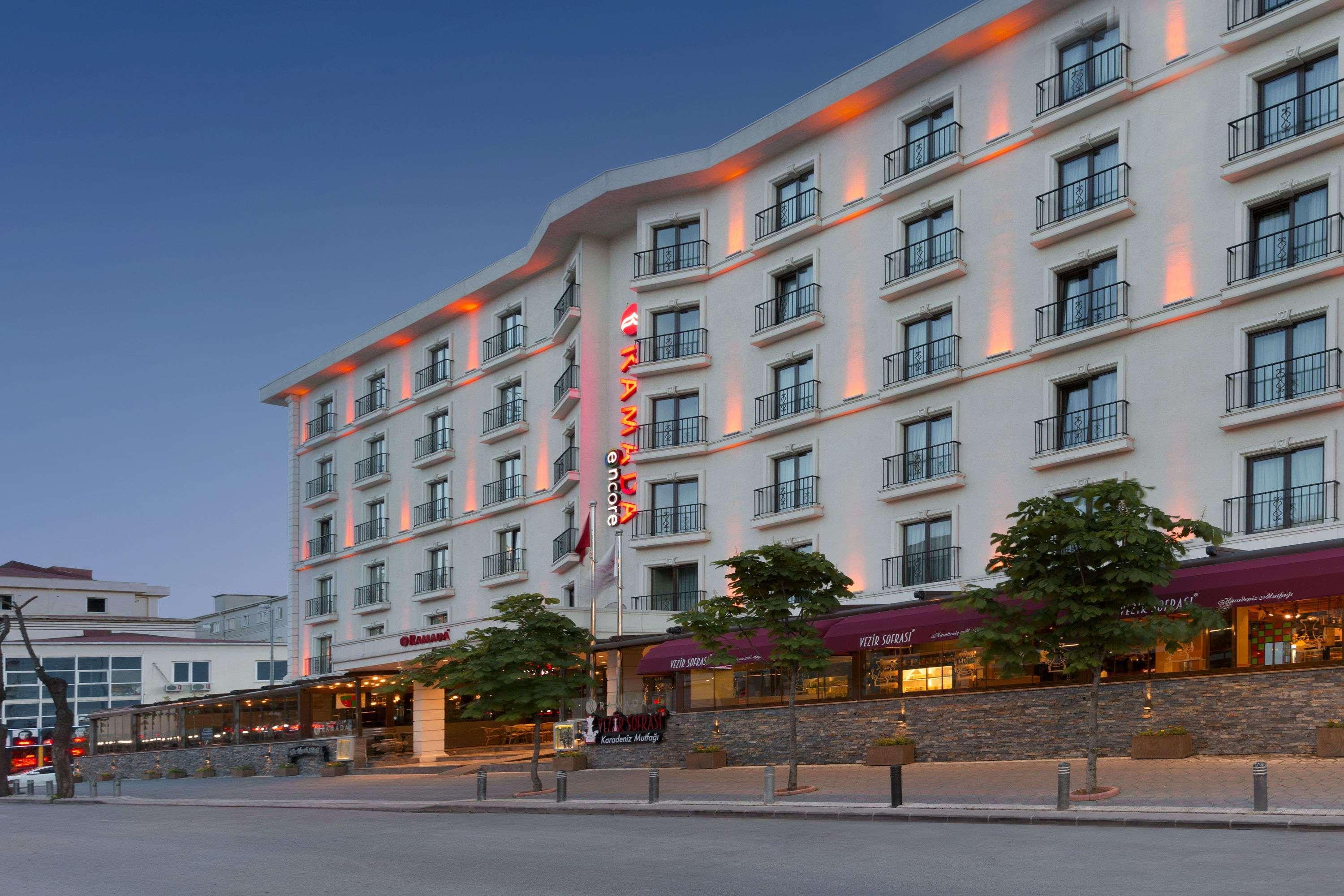 Hotel Ramada By Wyndham Istanbul Florya Exteriér fotografie